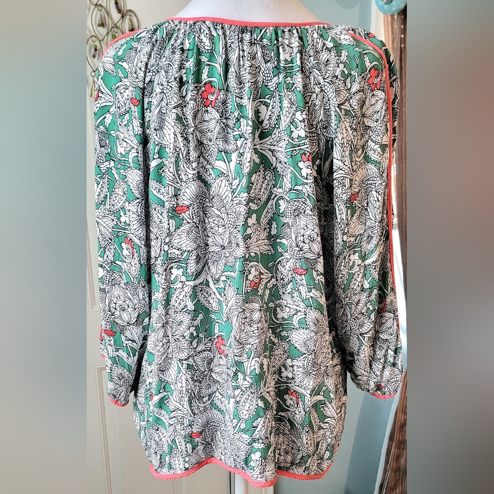 Boden Paisley Floral Peasant Blouse Women's 14 Green Coral Flowy Boho Baggy EUC - Picture 3 of 5
